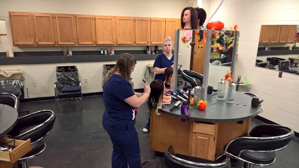 Students in School Activites (Athletics, Classrooms, Plays, Band, Art Projects) (PHS Students learning Cosmpotology at Heartland Career Center.jpg)
